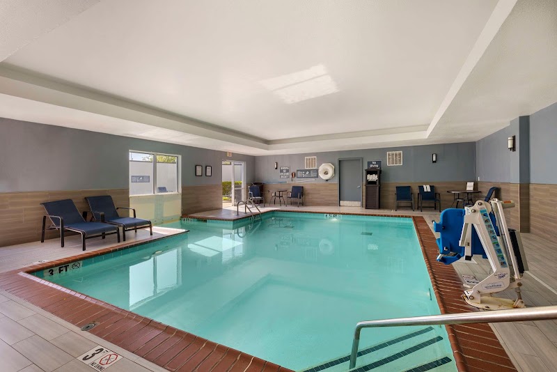 Best Western Plus Nashville Airport Hotel photo