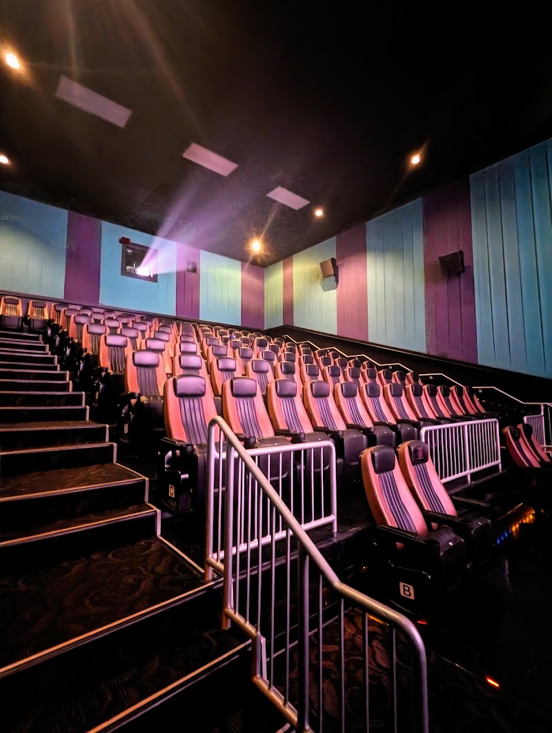 Regal Hollywood - Nashville photo